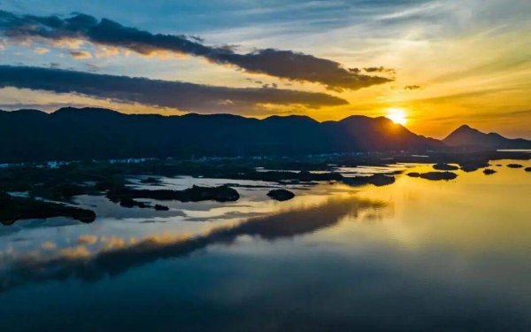 恒盛策略 【知音湖北 发现美好】17遇金秋荐景引客潮 黄石两景区成游客新宠